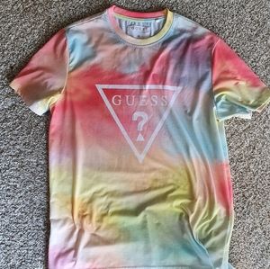 Guess tshirt